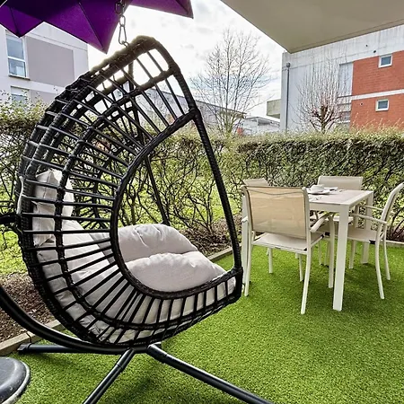 Apartment Beautiful With Terrace In *