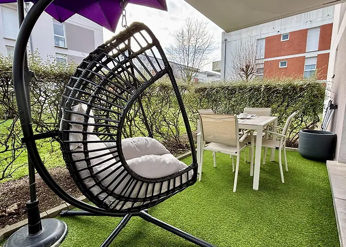 Apartment Beautiful With Terrace In *
